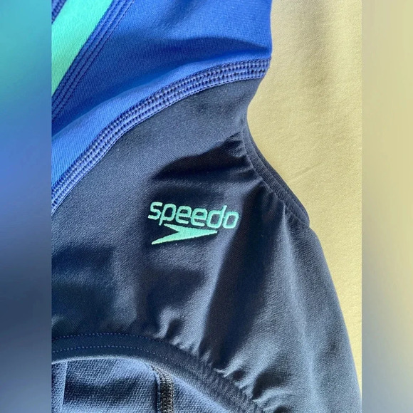 Speedo Women's One Piece Swimsuit Size 6 - Picture 4 of 6